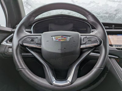 2025 Cadillac XT6 Luxury