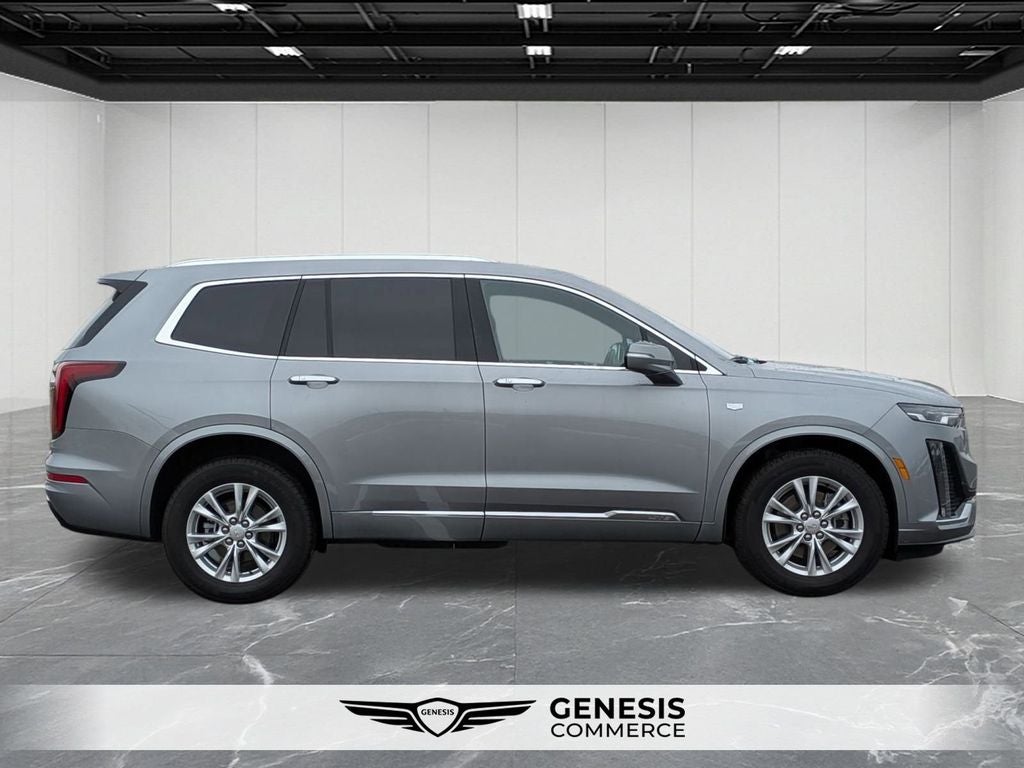 2025 Cadillac XT6 Luxury