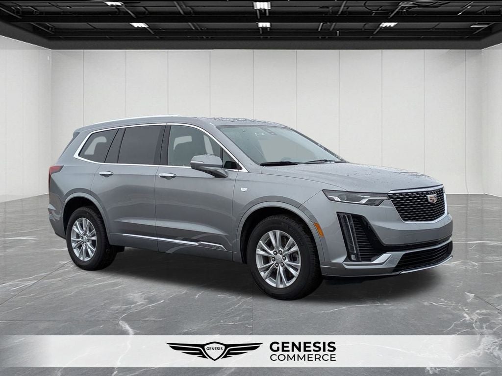 2025 Cadillac XT6 Luxury