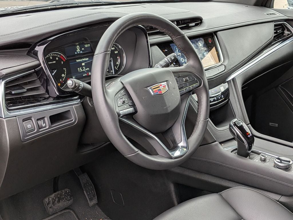 2025 Cadillac XT6 Luxury