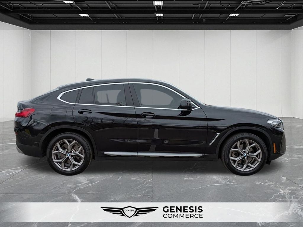 2023 BMW X4 xDrive30i