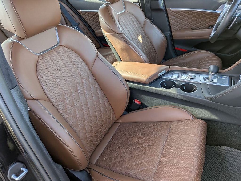 2020 Genesis G70 2.0T PRESTIGE