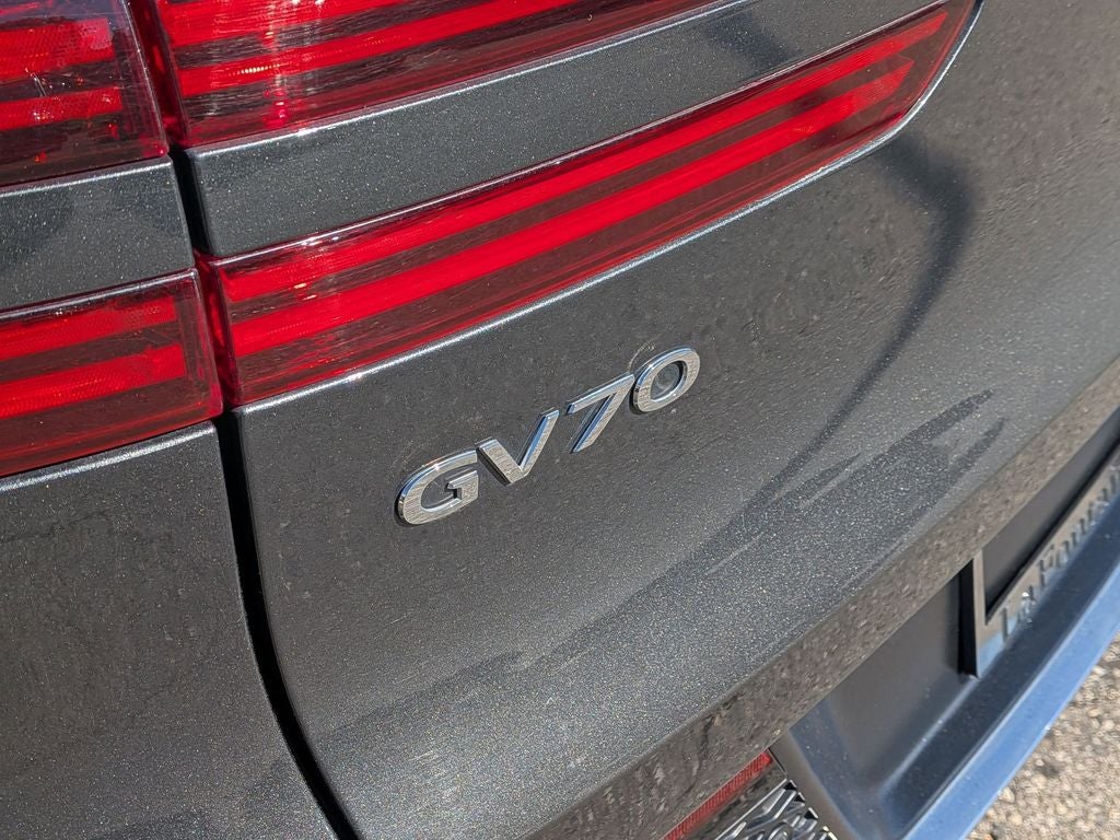 2025 Genesis GV70 2.5T