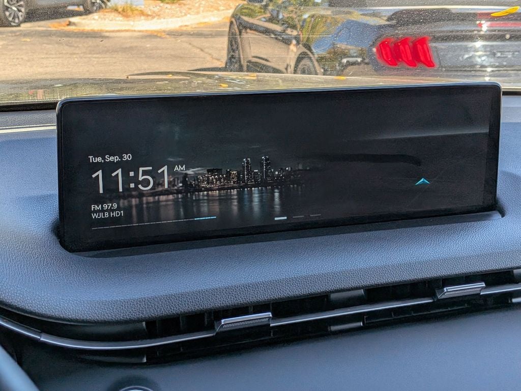 2025 Genesis GV70 2.5T