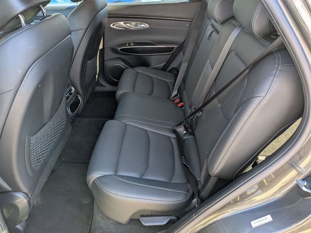 2025 Genesis GV70 2.5T