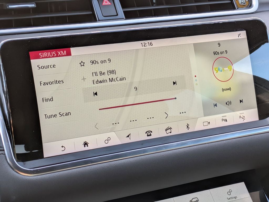 2020 Land Rover Range Rover Evoque SE