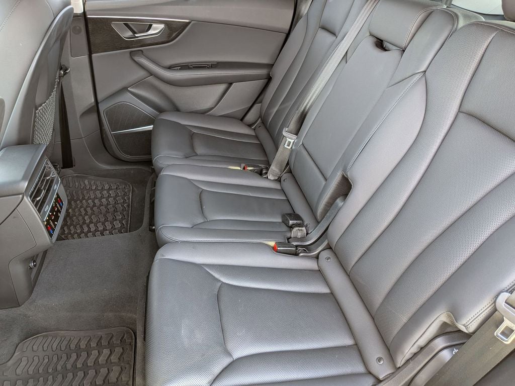 2023 Audi Q7 55 Prestige quattro