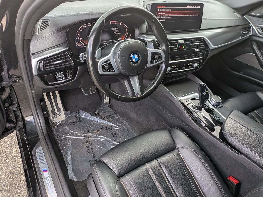 2022 BMW 5 Series M550i xDrive