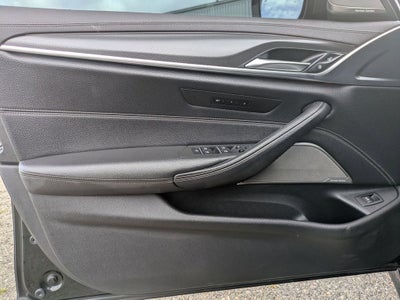 2022 BMW 5 Series M550i xDrive