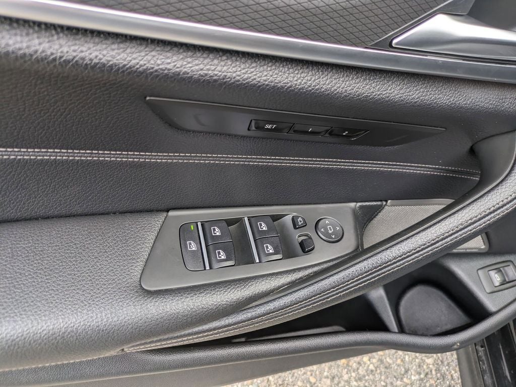 2022 BMW 5 Series M550i xDrive