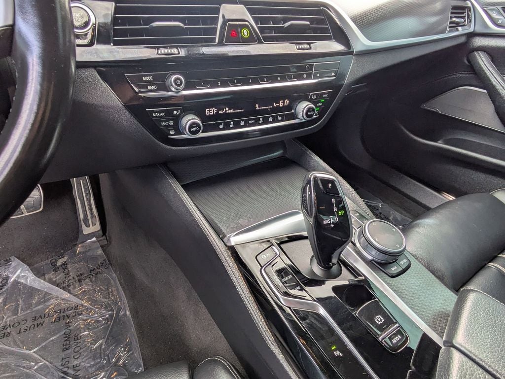 2022 BMW 5 Series M550i xDrive