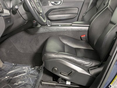 2023 Volvo XC60 B5 Core