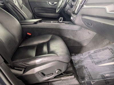 2023 Volvo XC60 B5 Core
