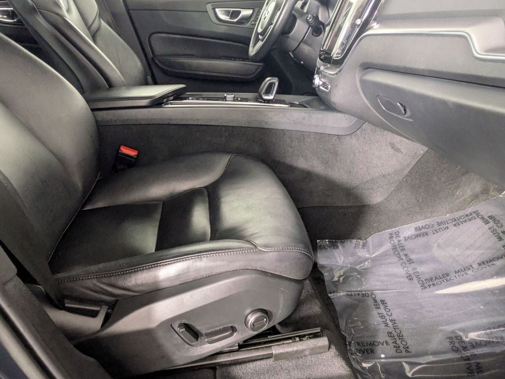 2023 Volvo XC60 B5 Core