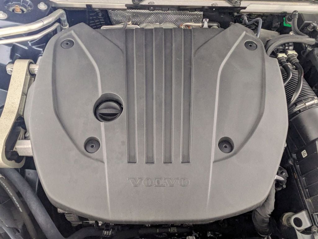 2023 Volvo XC60 B5 Core