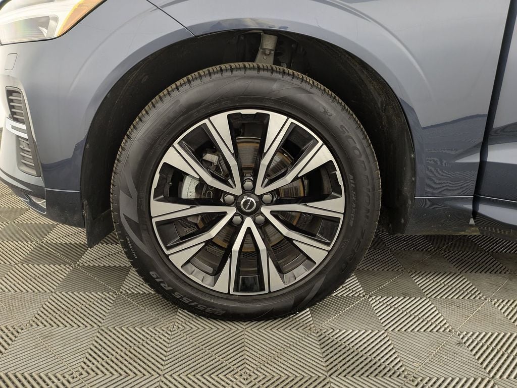 2023 Volvo XC60 B5 Core